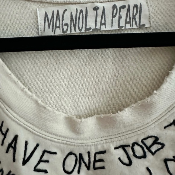 Magnolia Pearl Sweatshirt with Embroidered Robin Quote - Picture 6 of 8